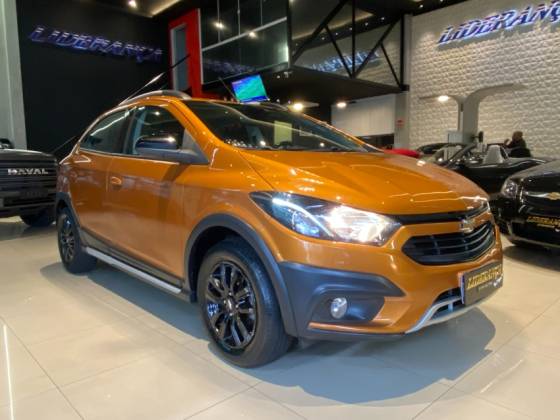 CHEVROLET ONIX 1.4 MPFI ACTIV 8V FLEX 4P AUTOMÁTICO